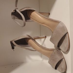 Heels (8)
